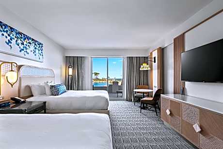 El Conquistador double queen room with balcony view